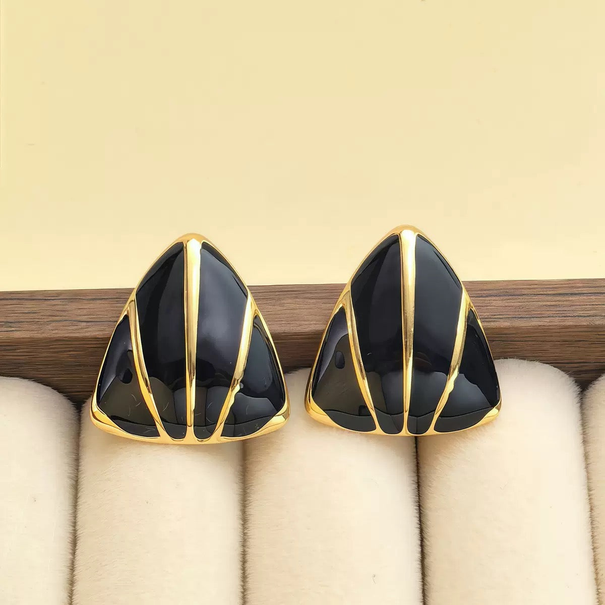 Anti Tarnish Korean Jewelry For Women (DESIGN 9085)