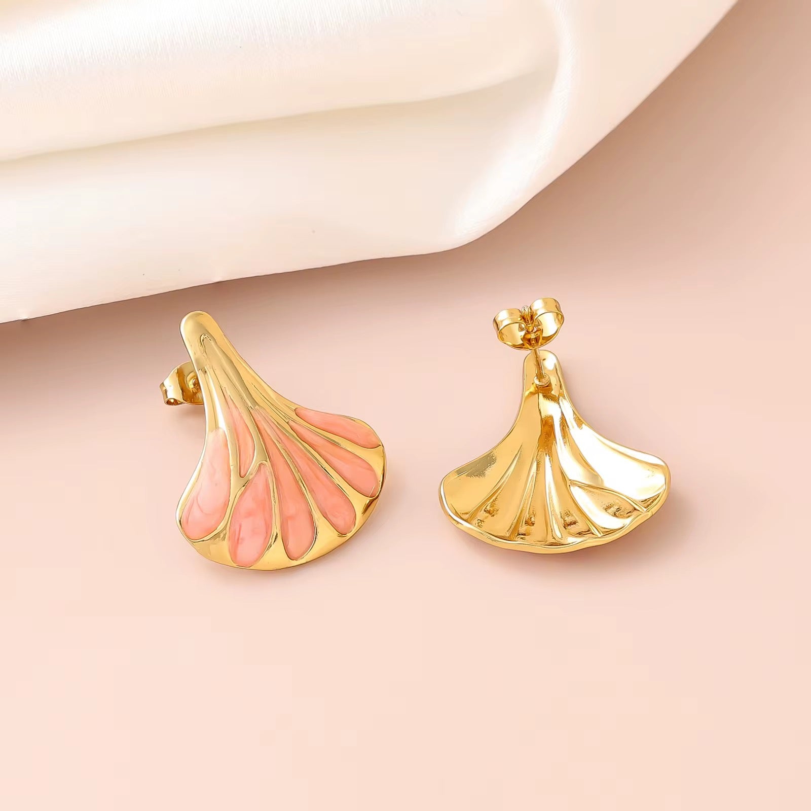 Anti Tarnish Korean Jewelry For Women (DESIGN 9095)