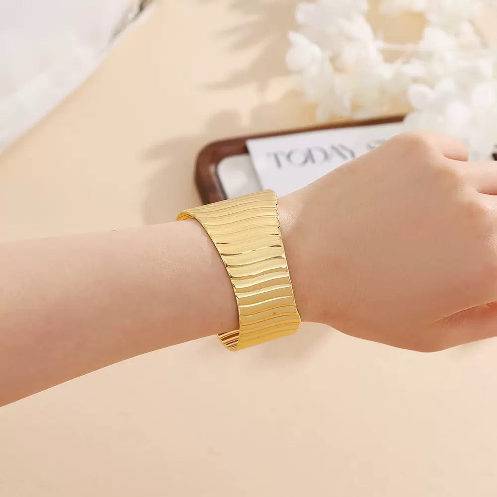 Anti Tarnish Korean Jewelry For Women (DESIGN 9096)