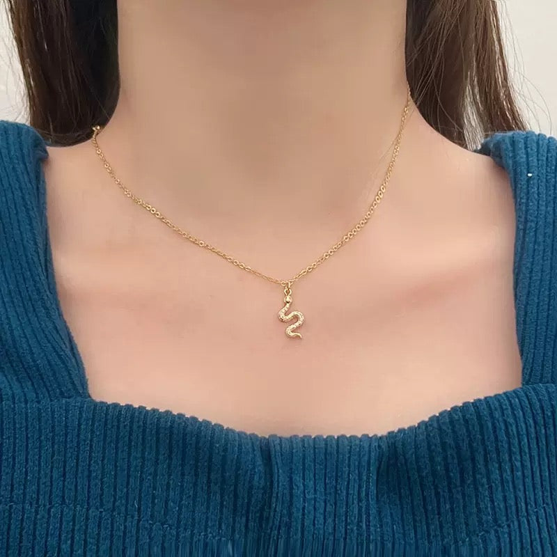 Anti Tarnish Korean Jewelry For Women (DESIGN 9102)