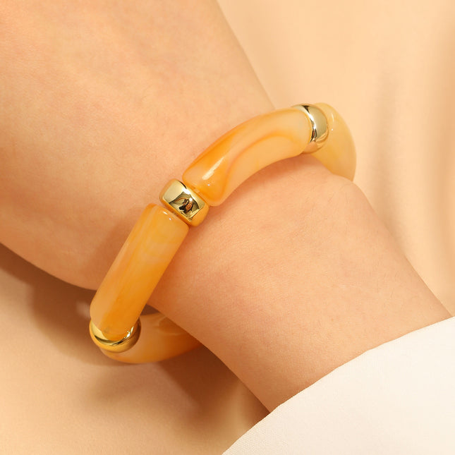 Girlresing resin bangle (DESIGN 9115)
