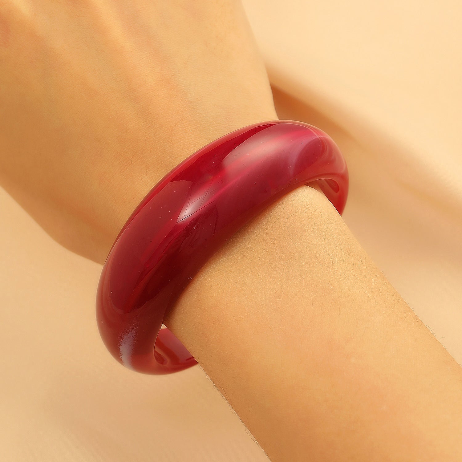 Girlresing resin bangle (DESIGN 9117)