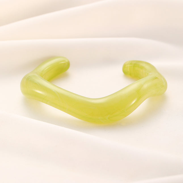 Girlresing resin bangle (DESIGN 9119)