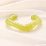 Girlresing resin bangle (DESIGN 9119)