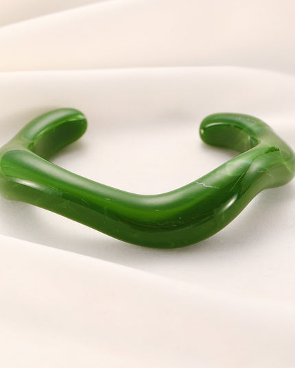 Girlresing resin bangle (DESIGN 9120)