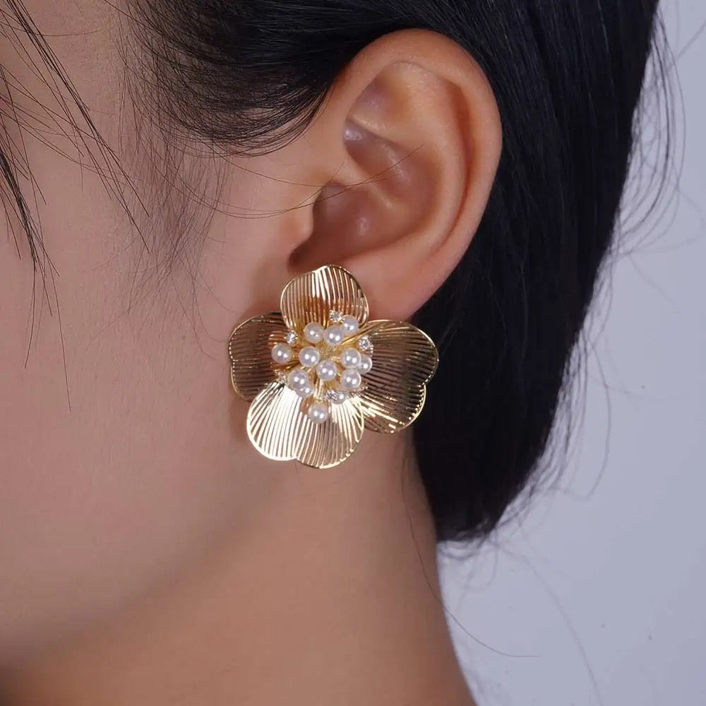 Amazing Korean Jewelry For Women (DESIGN 1657)