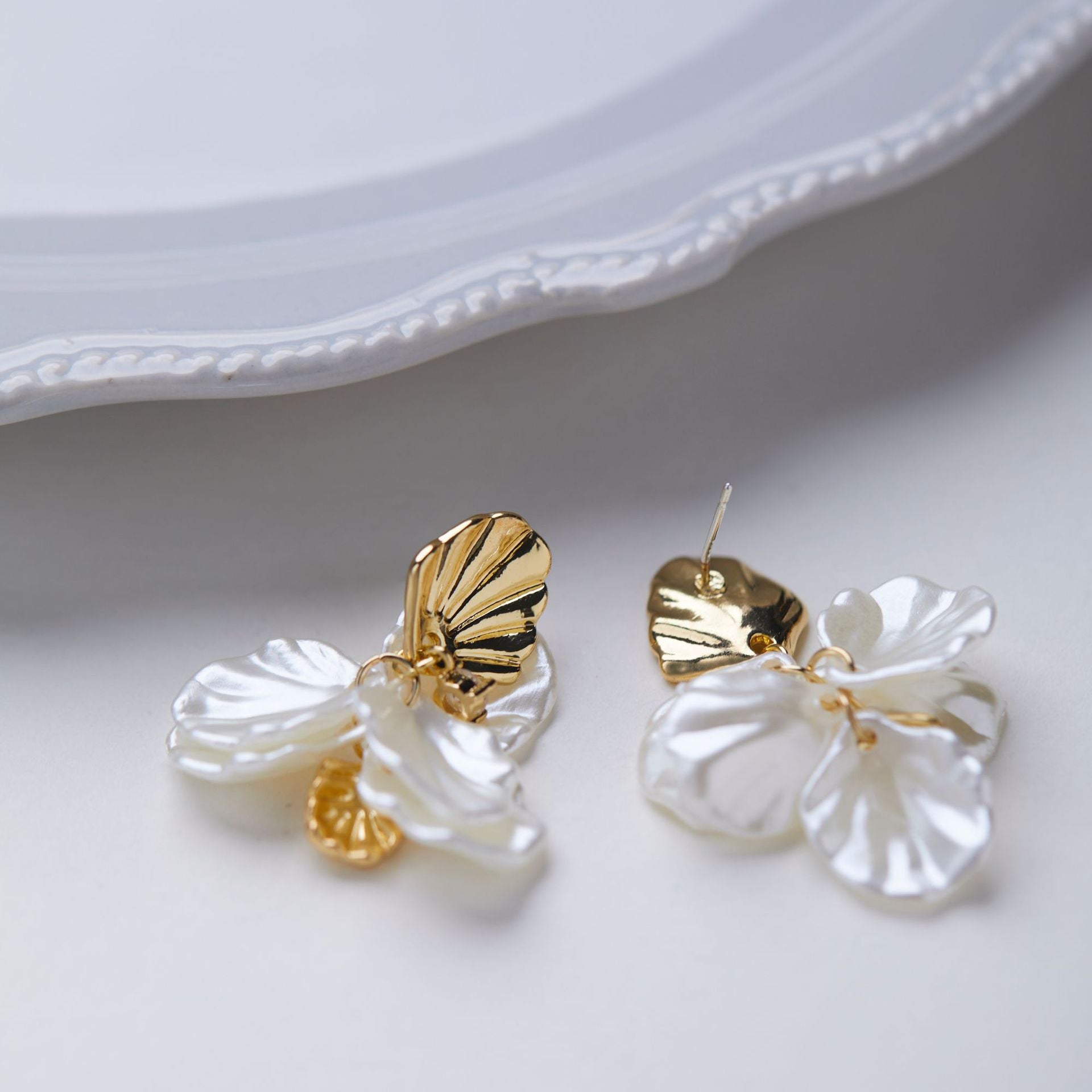 Amazing Korean Jewelry For Women (DESIGN 2066)