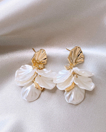 Amazing Korean Jewelry For Women (DESIGN 2066)