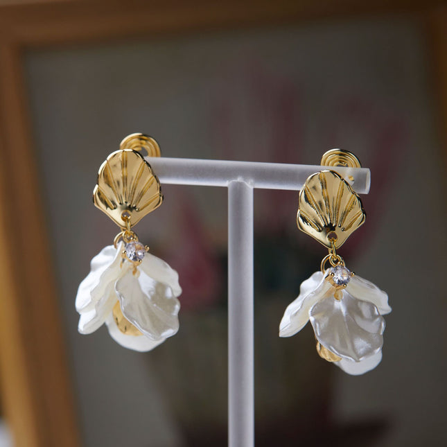 Amazing Korean Jewelry For Women (DESIGN 2066)
