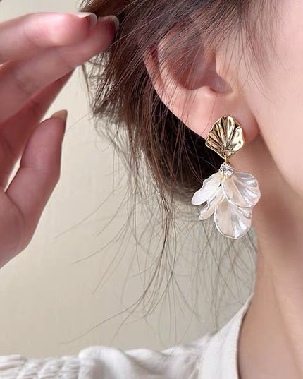 Amazing Korean Jewelry For Women (DESIGN 2066)