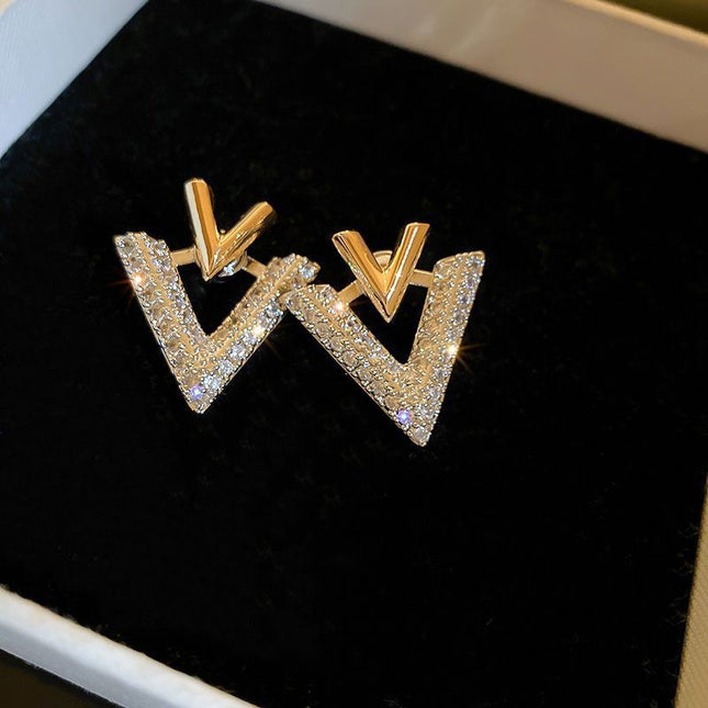Amazing Korean Jewelry For Women (DESIGN 2069)