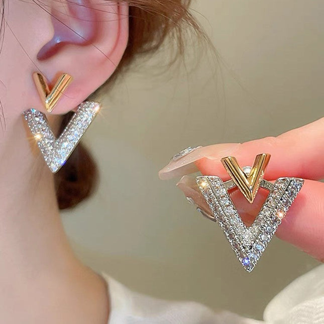 Amazing Korean Jewelry For Women (DESIGN 2069)