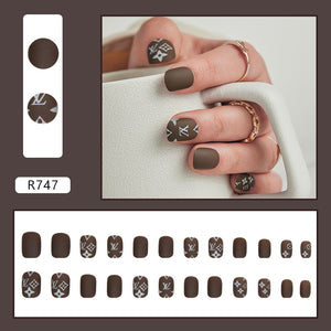 Elegant Minimalist Press-On Nail Set (24pcs) (DESIGN 7460)