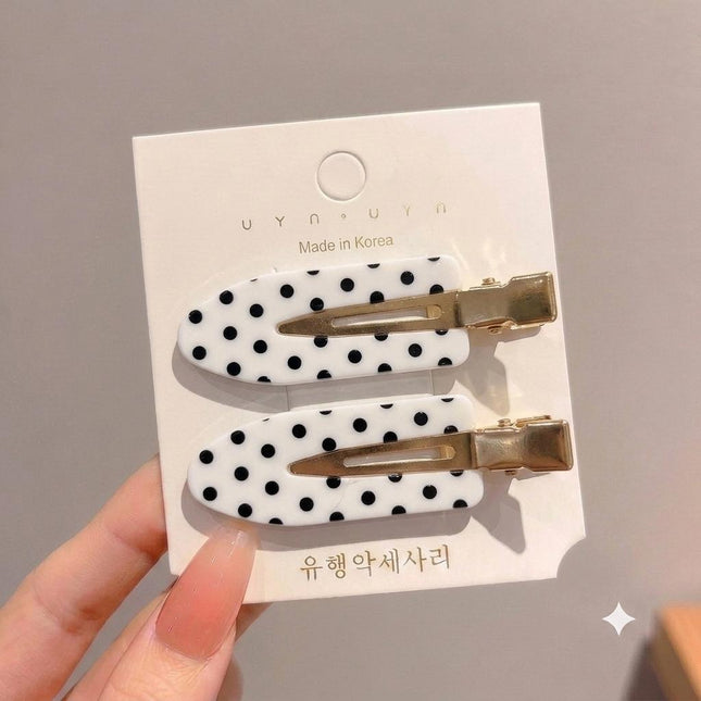 Korean White & Black Polka Dot Hair Clips for Girls & Women – Retro Acrylic Duckbill Hair Pins Set of 2 (Gold Metal Grip) (VT-142)