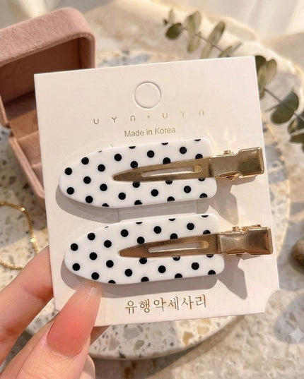 Korean White & Black Polka Dot Hair Clips for Girls & Women – Retro Acrylic Duckbill Hair Pins Set of 2 (Gold Metal Grip) (VT-142)