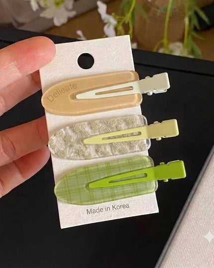 Korean Aesthetic Pastel Sage Green & Butter Yellow Hair Clips for Girls & Women – Acrylic Duckbill Pins Set of 3 (Floral Lace, Plaid Gingham & Minimalist Text) (VT-168)