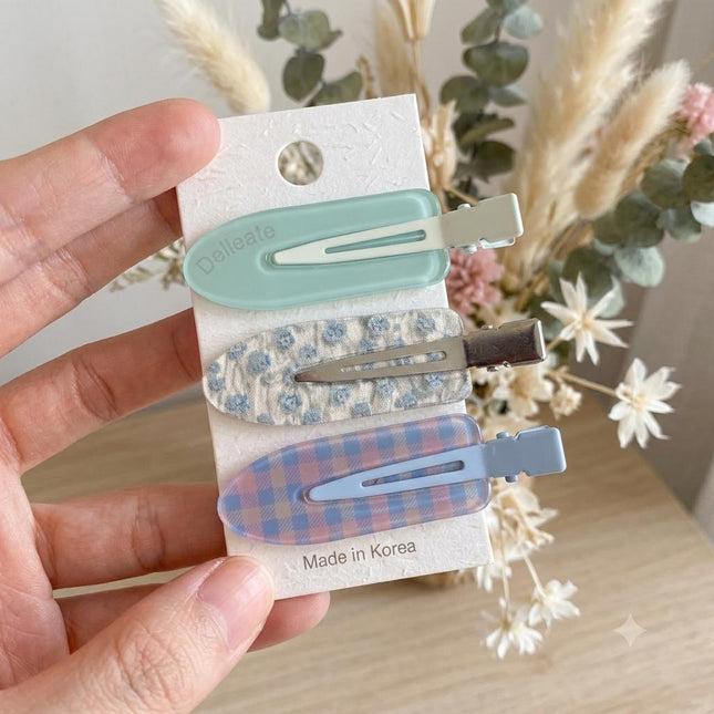 Korean Aesthetic Pastel Mint & Periwinkle Blue Hair Clips for Girls & Women – Acrylic Duckbill Pins & Fabric Alligator Clip Set of 3 (Floral Lace & Gingham Plaid)
