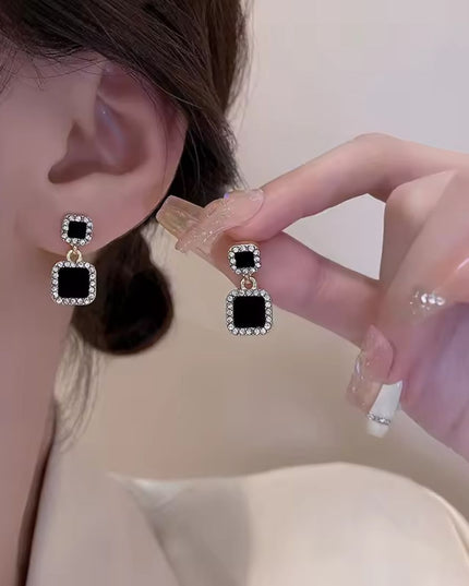 Amazing Korean Jewelry For Women (DESIGN 1121)