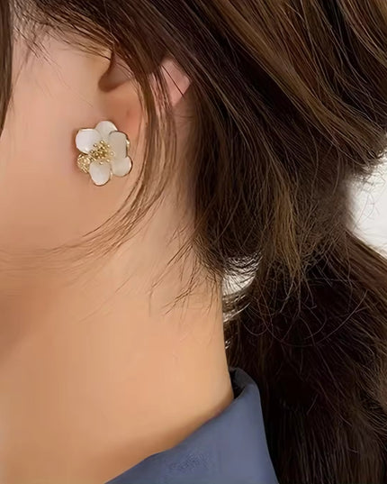 Amazing Korean Jewelry For Women (DESIGN 1147)