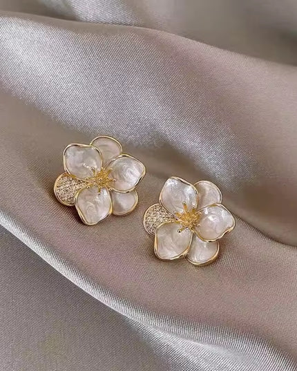 Amazing Korean Jewelry For Women (DESIGN 1147)