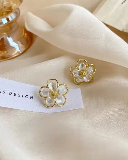 Amazing Korean Jewelry For Women (DESIGN 1138)
