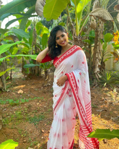 Shubh Lichi Slik Banarasi Saree