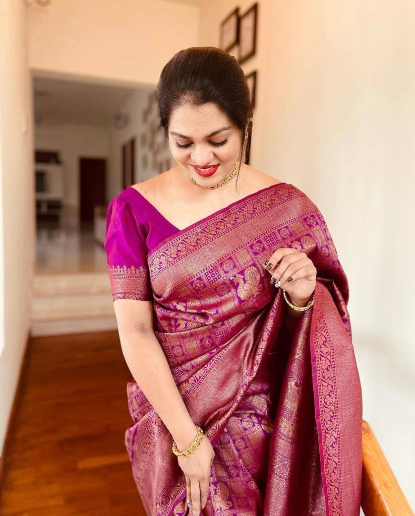 Shubh Lichi Slik Banarasi Saree