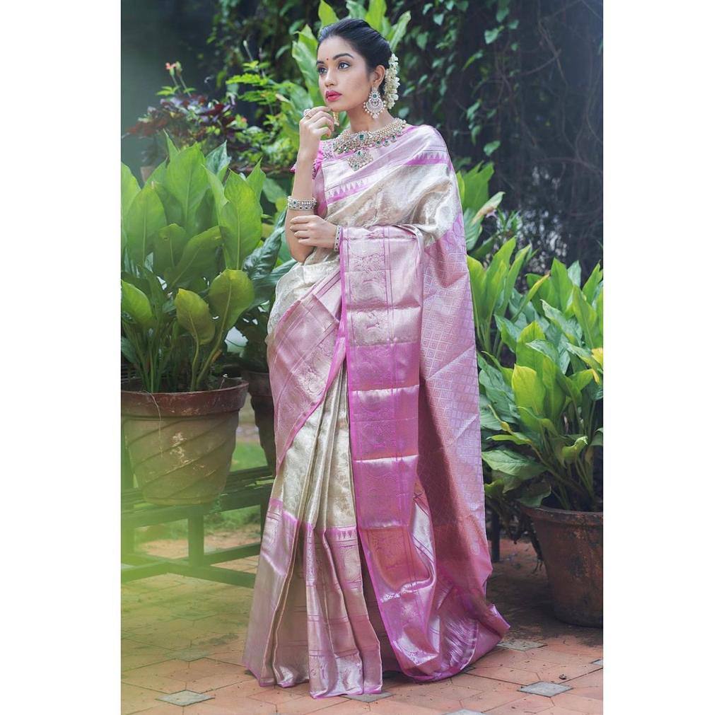 Shubh Lichi Slik Banarasi Saree