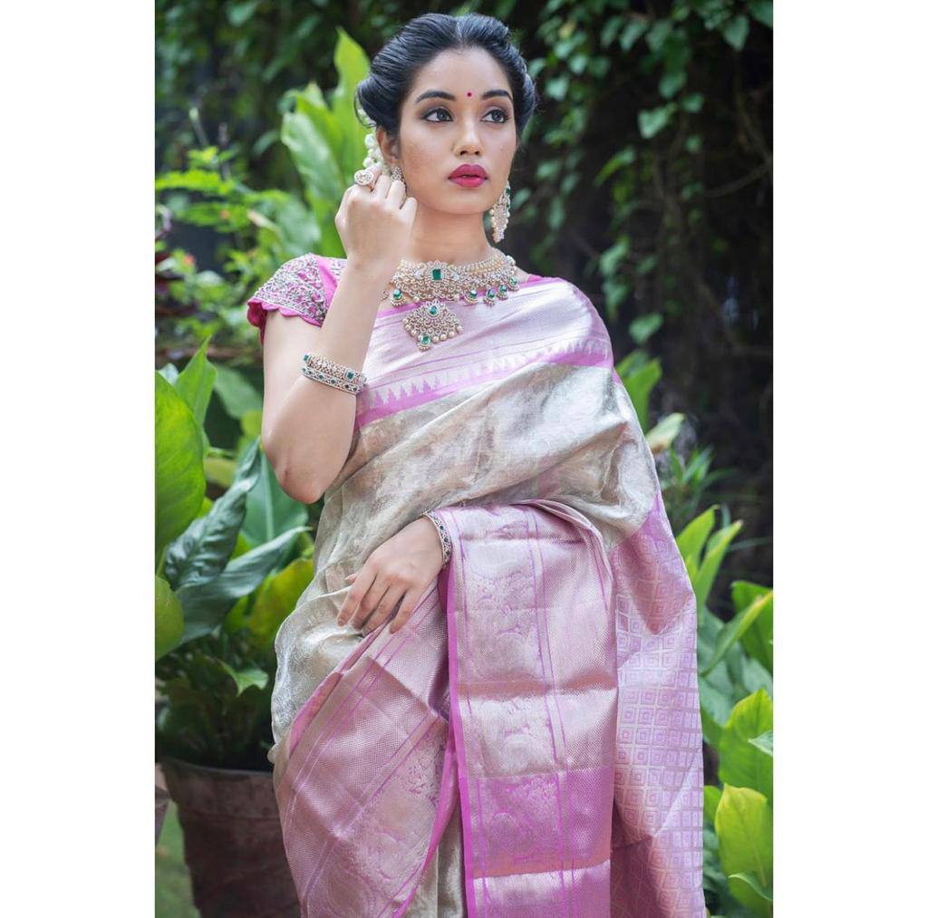 Shubh Lichi Slik Banarasi Saree