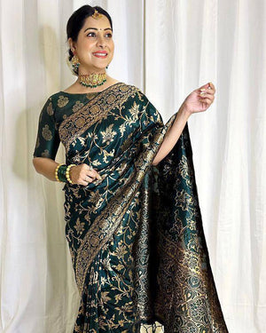 Shubh Lichi Slik Banarasi Saree