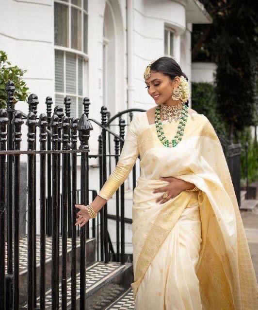 PICS: Rubina Dilaik looks royal as she dons a golden saree; Fans call her  'TV ki Aishwarya Rai' | PINKVILLA
