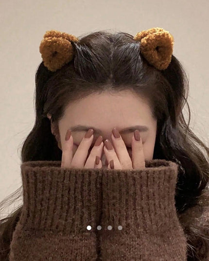 Plush Bear Ear Hair Clips (Set of 2) – Fuzzy Teddy Bear Ear Hairpins | Cute Aesthetic Hair Accessory (VT-48)