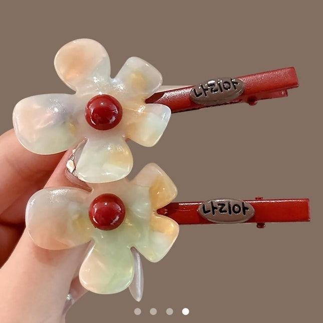 Floral Resin Hair Clips with Red Bead Center (Set of 2) – Iridescent Flower Snap Clips | Cute Aesthetic Hair Accessory (VT-54)