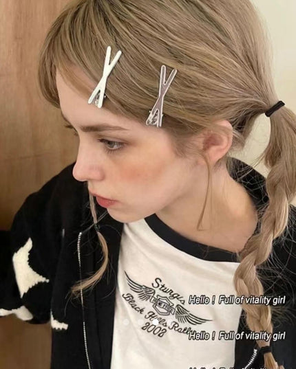 Geometric X-Shape Metal Hair Clips (Set of 3) – Minimalist Silver Snap Clips | Y2K Aesthetic Hair Accessory (VT-55)