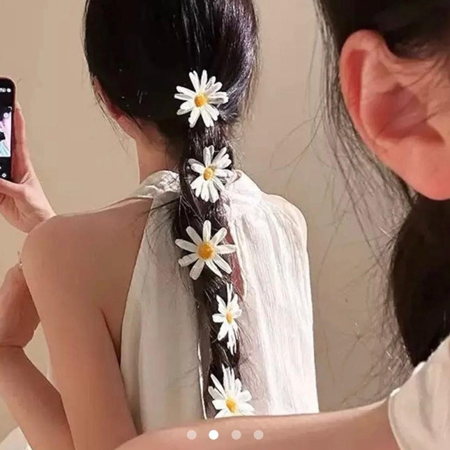 Daisy Flower Hair Clips Set of 4 | White Fabric Daisy Snap Clips for Braids & Plaits (VT-75)