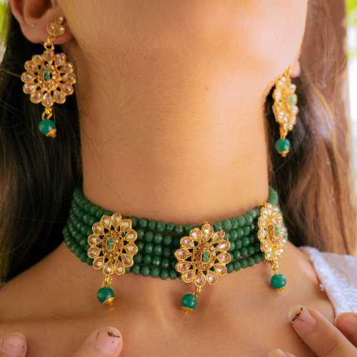 Green Beaded Kundan Traditional Jewelry Set (DESIGN 321)