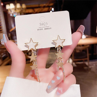 Shooting Stars Fashion Earrings (SINGLE PCS ONLY ) (DESIGN 36)