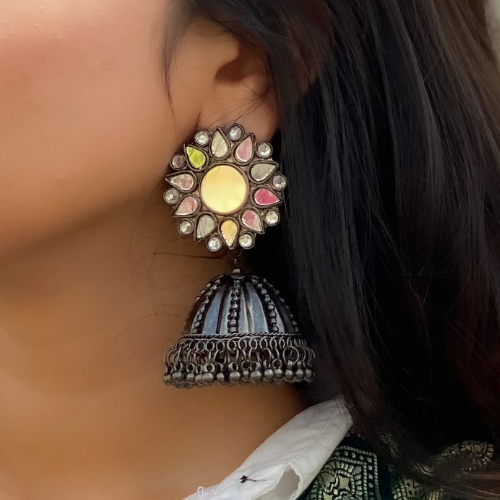 Gold Embossed Shel Design Drop Earrings | Mahendra Jewellers Ichalkaranji