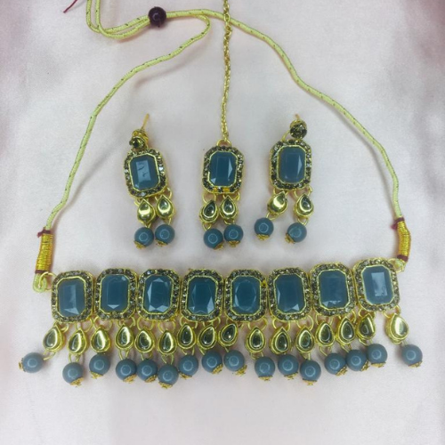 Azure Kundan Traditional Jewelry Set (DESIGN 282)