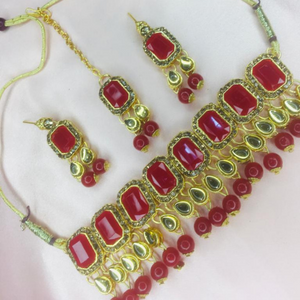 Regal Ruby Kundan Traditional Jewelry Set (DESIGN 283)