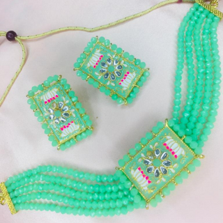 Green Kundan Jewelry Set (DESIGN 286)