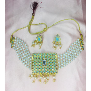 Pearl String Kundan Traditional Jewelry Set (DESIGN 241)
